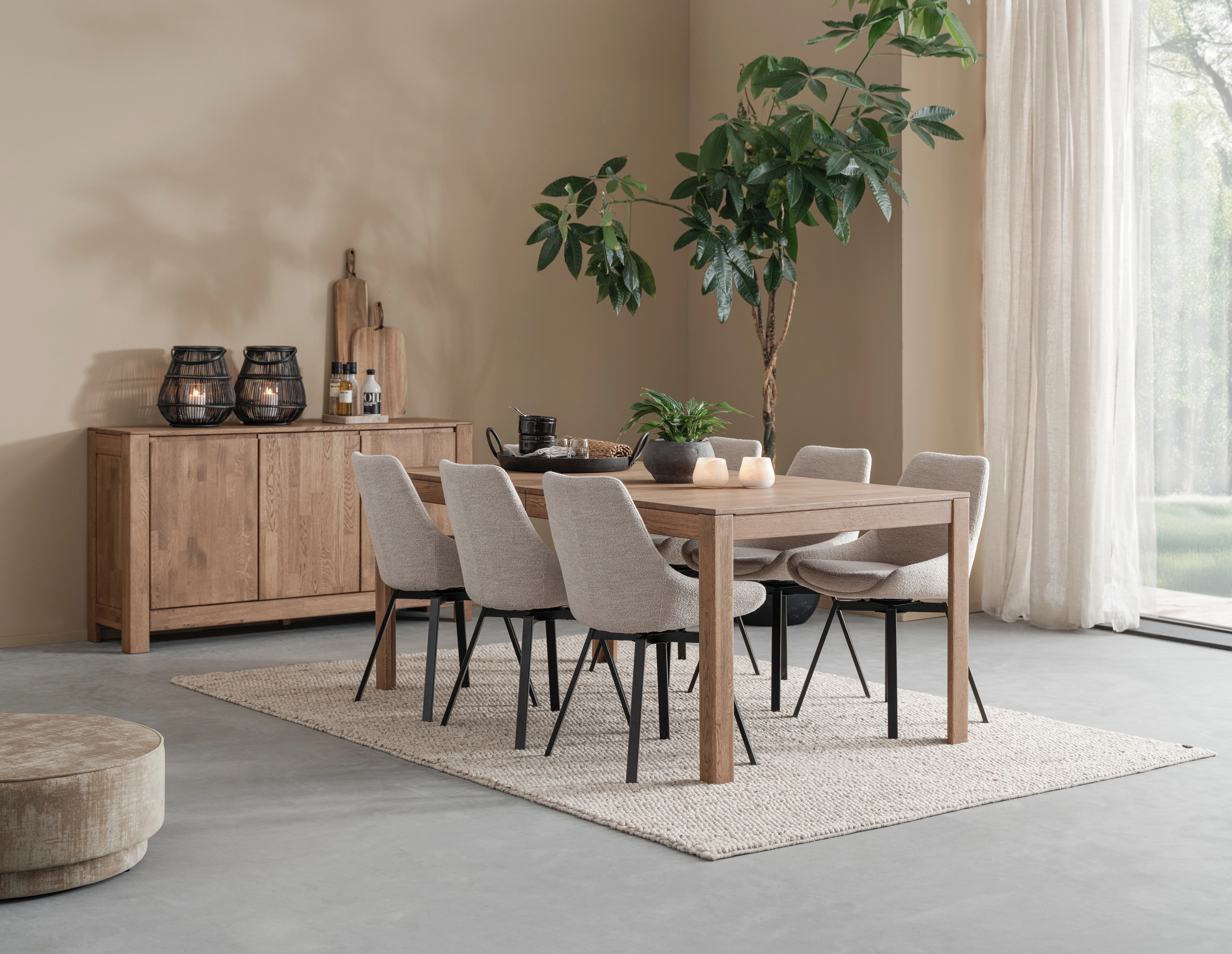 På tide med ny spisestue?