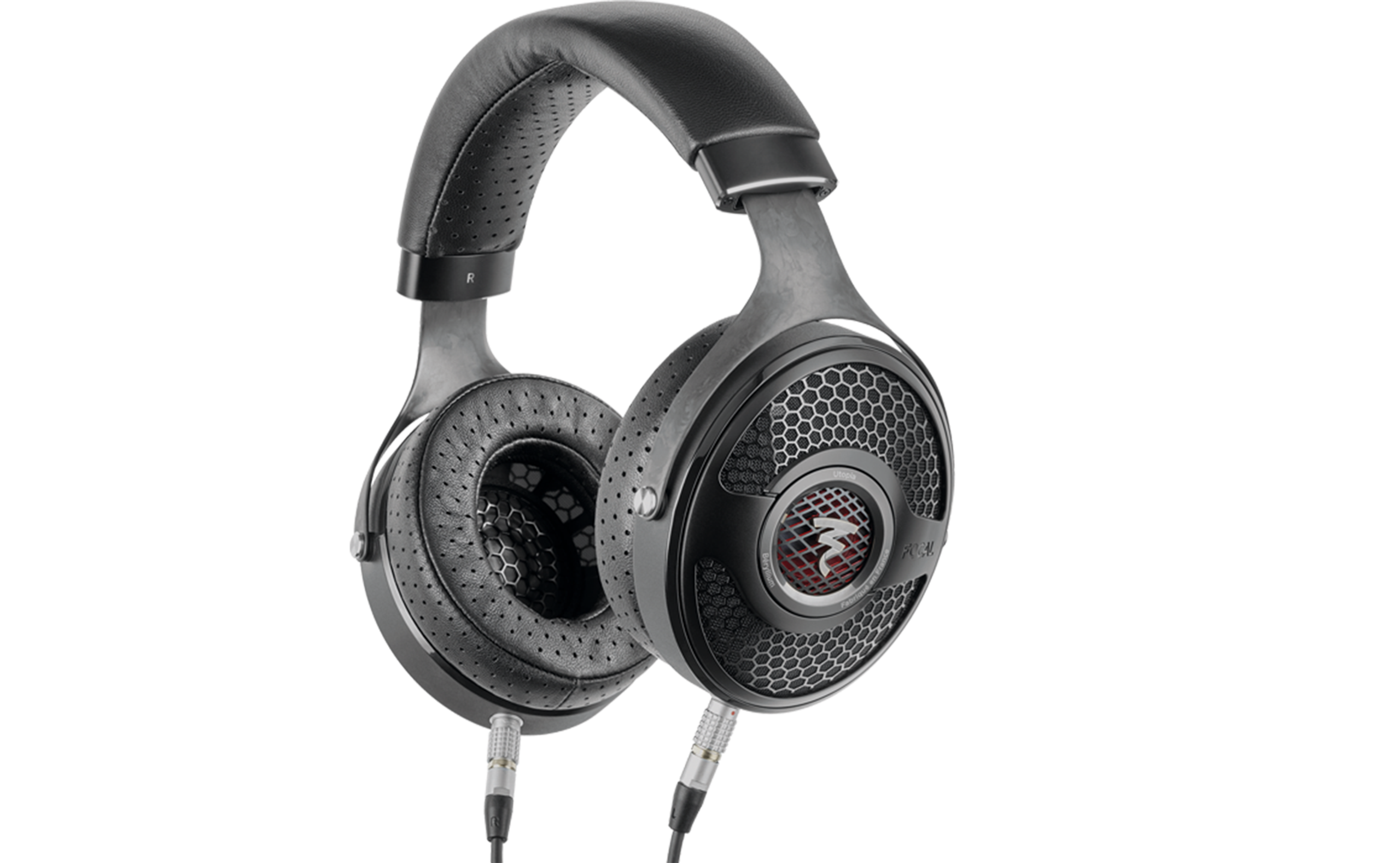 Focal Utopia headphones for intimate music listening in your integrated home