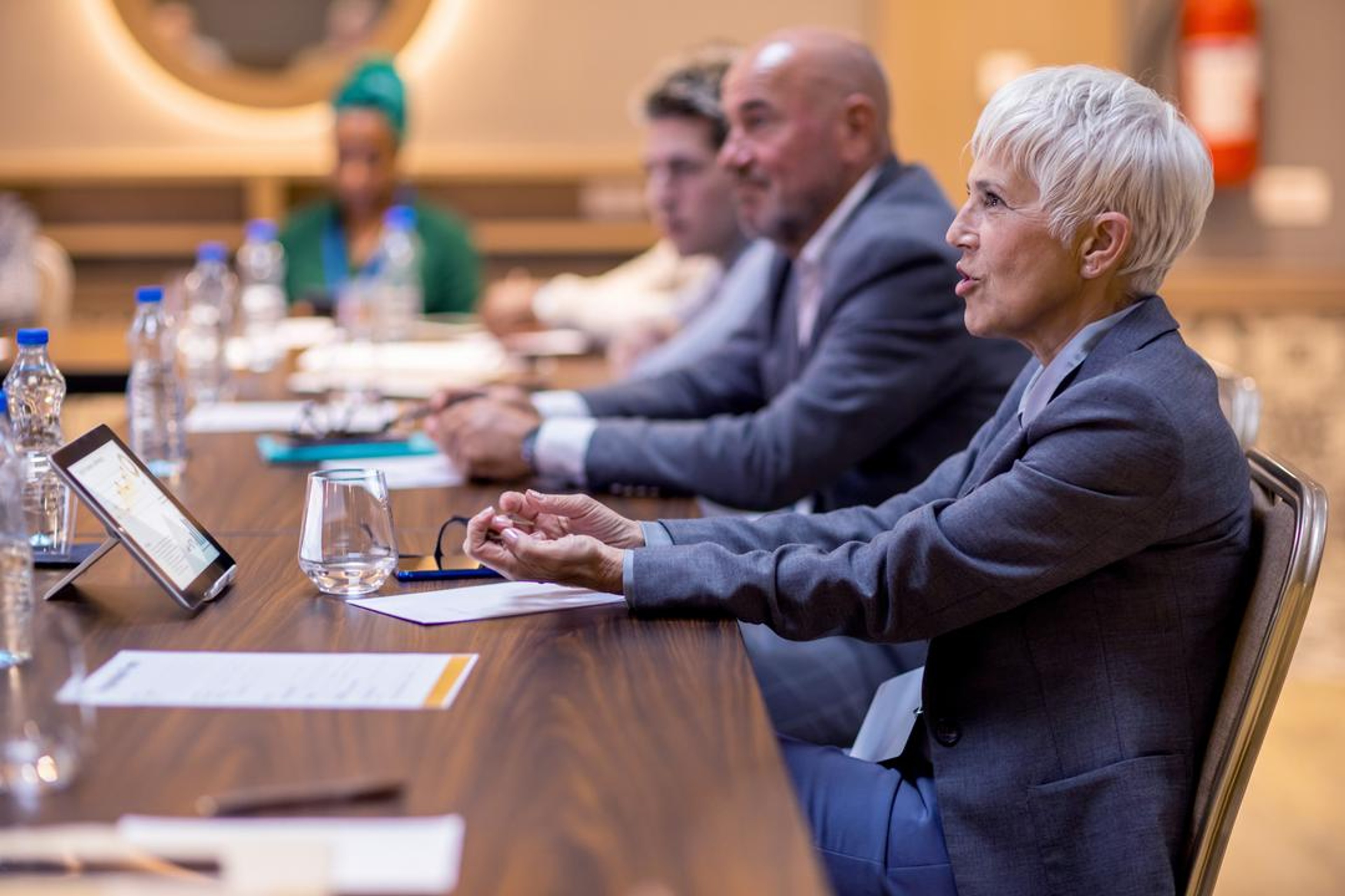 investors discussing ESG oversight