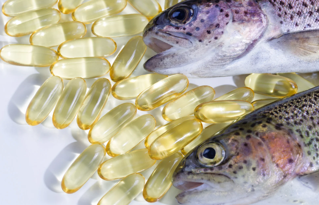 alt text: Fish oil capsules for canine health