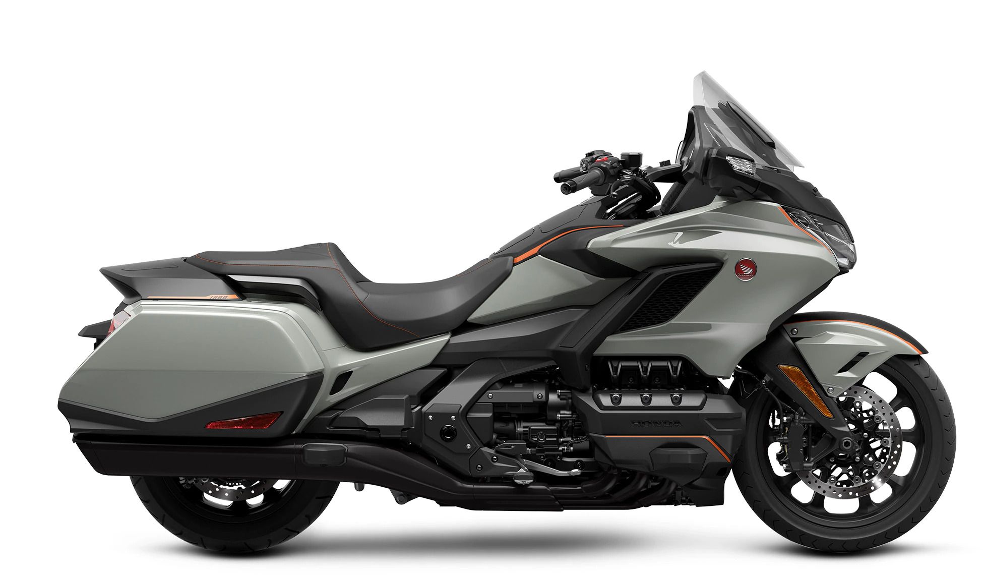 2021 GOLD WING - image 1