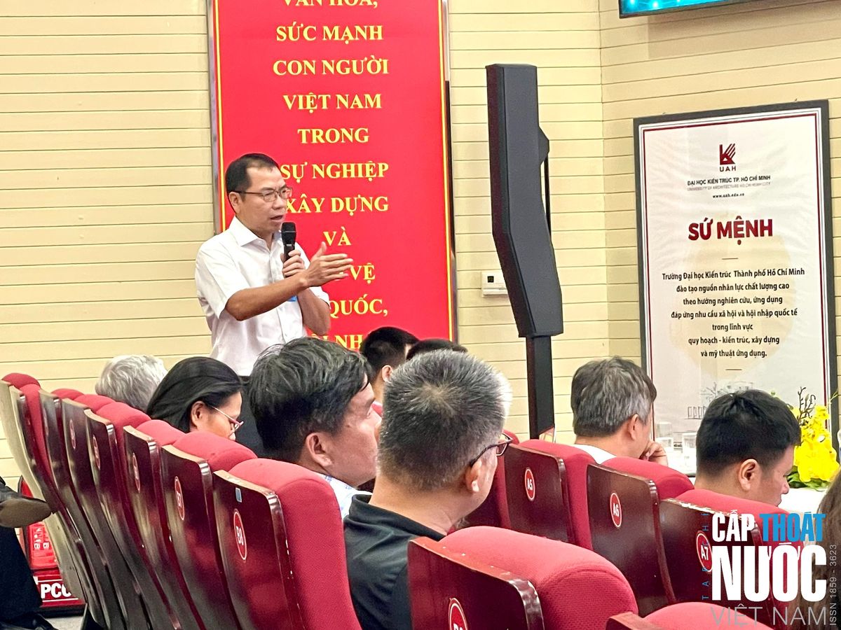 TS. Phạm Tuấn Hùng - Phó Chủ nhiệm khoa Kỹ thuật - Hạ tầng, Trường Đại học Xây dựng Hà Nội chia sẻ tại sự kiện.