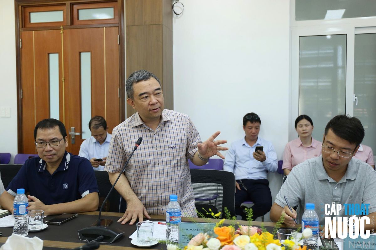 GS.TS. Nguyễn Việt Anh – Viện trưởng Viện Khoa học và Kỹ thuật Môi trường chia sẻ về công nghệ mới.