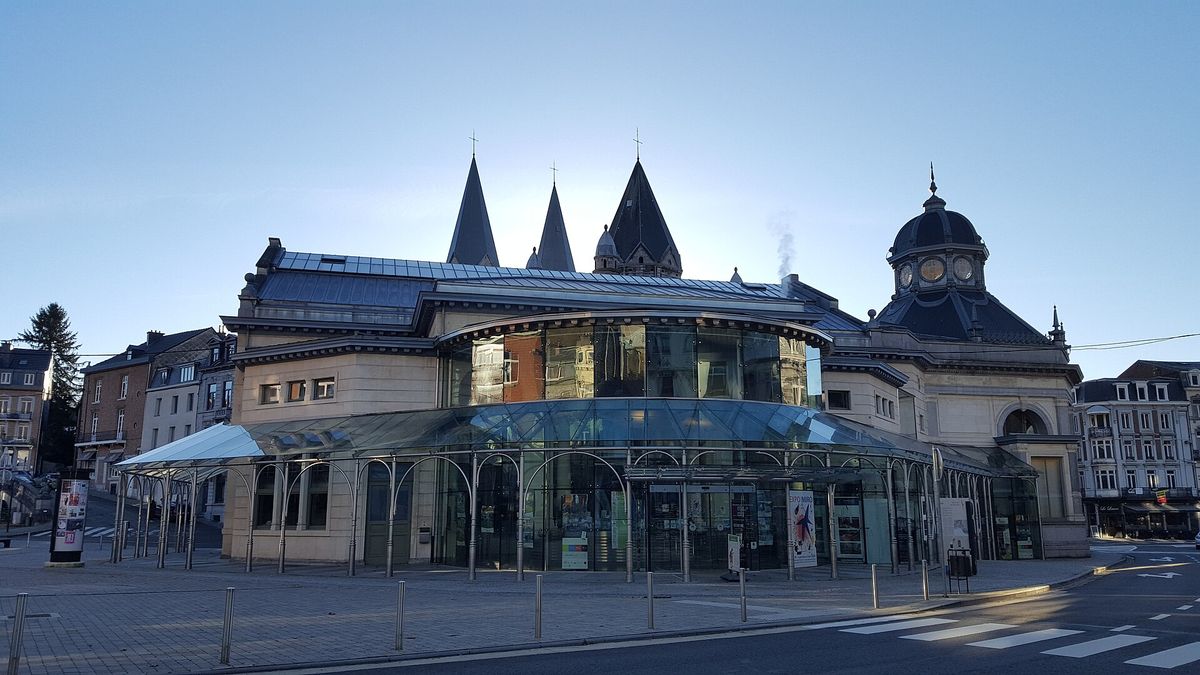 Het Pouhon Pierre-le-Grand in het centrum van Spa