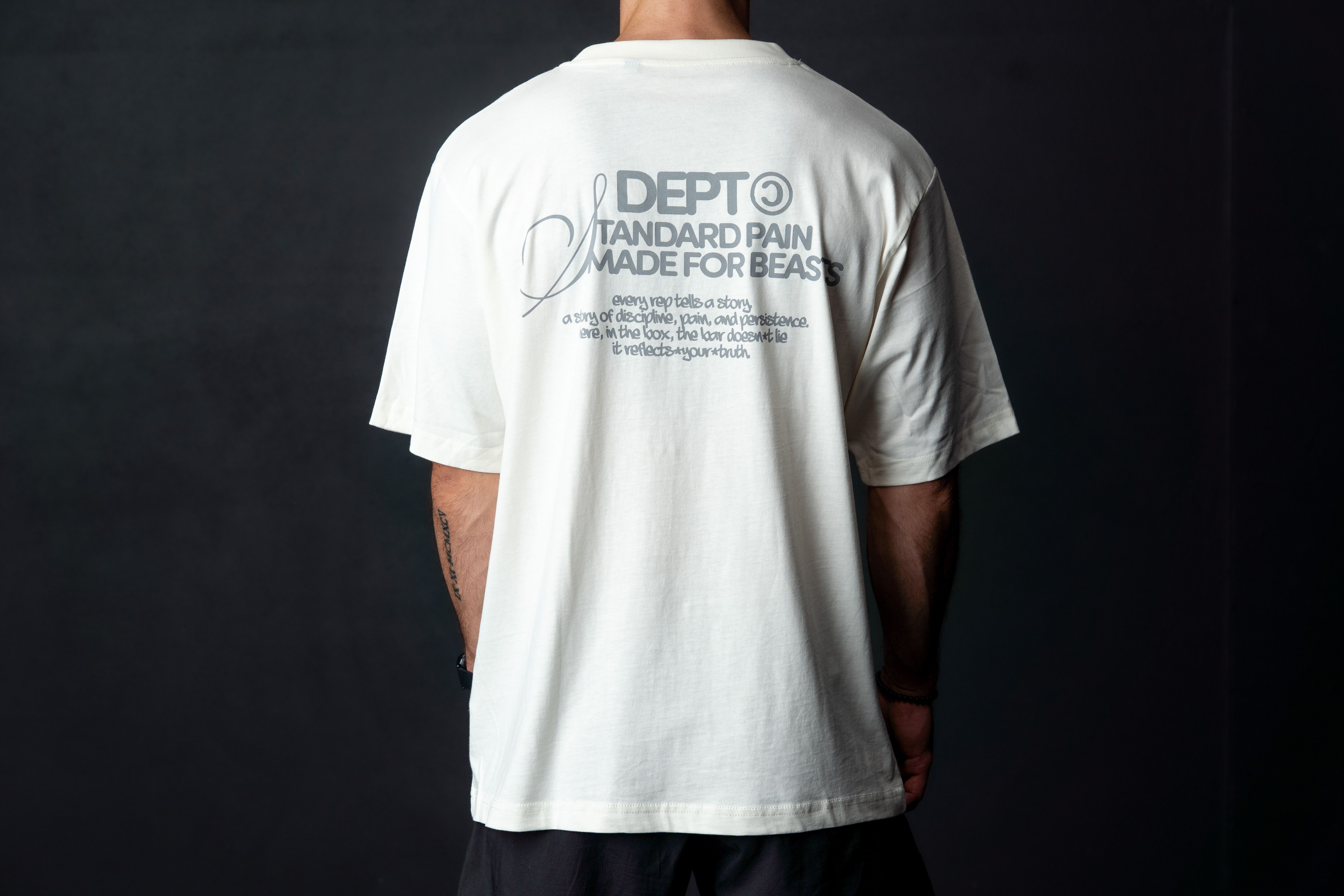 T-Shirt Made for Beasts Branca Costas