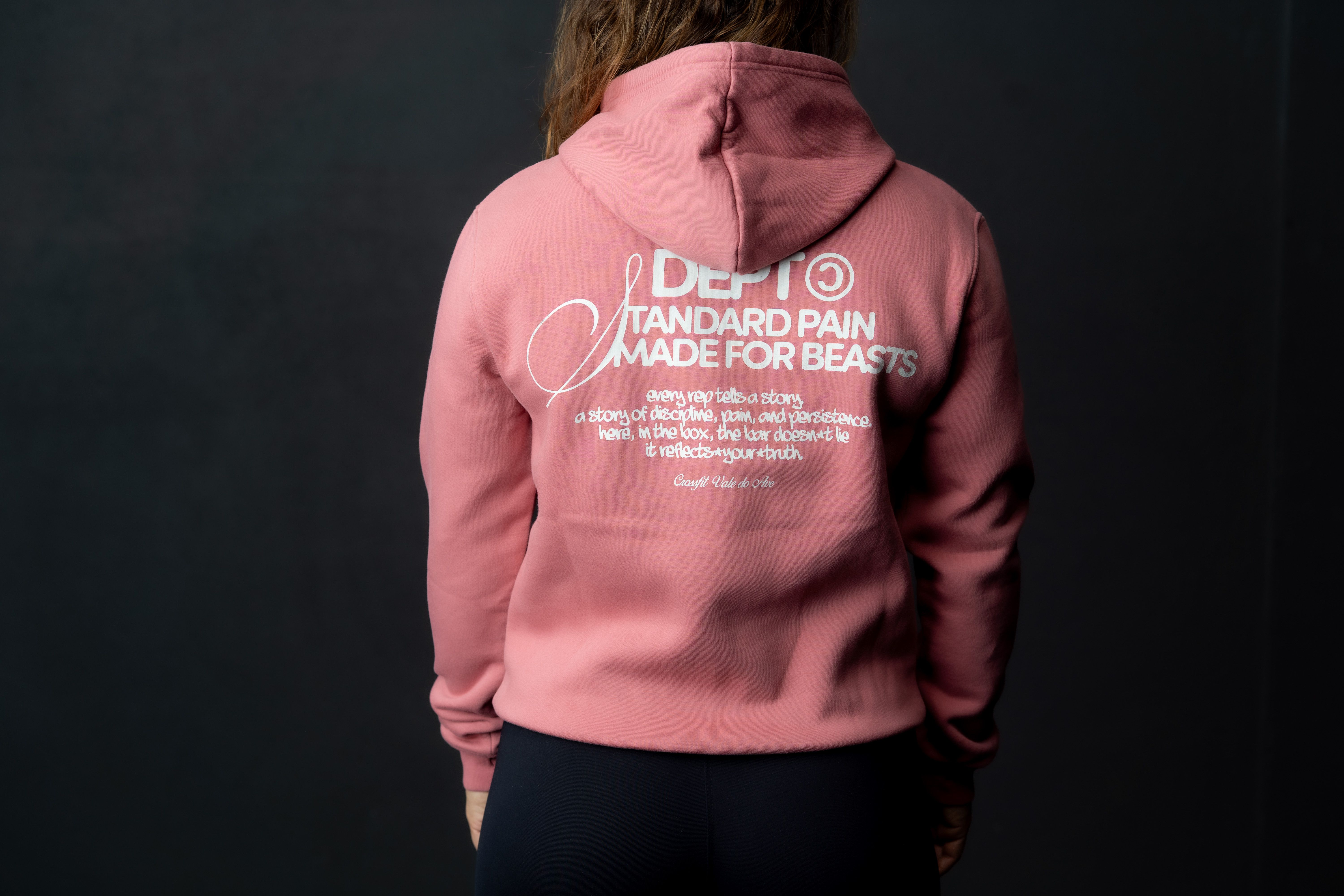 Hoodie Made for Beasts Rosa Frente