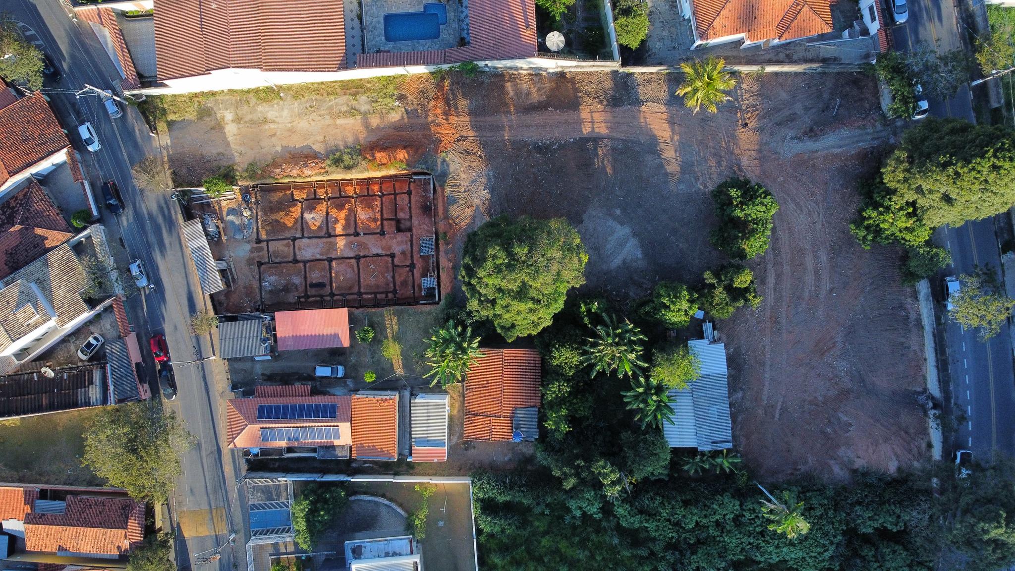 Ótima Área no centro