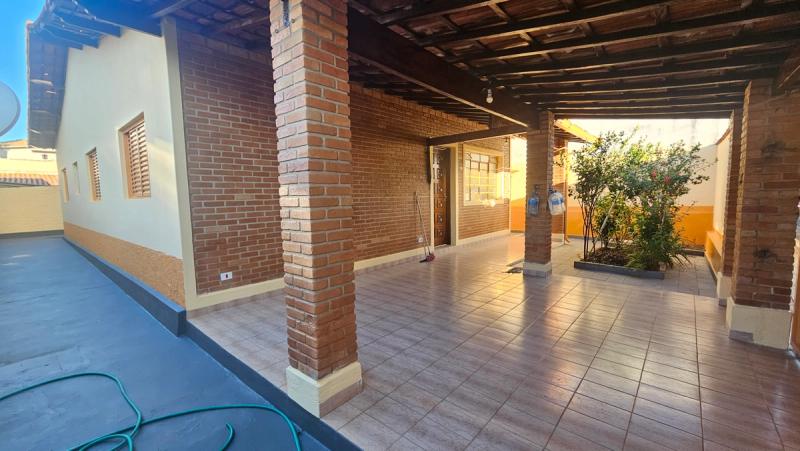 Casa Térrea no Centro