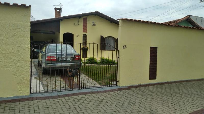 casa com dois dormitórios com edícula independente