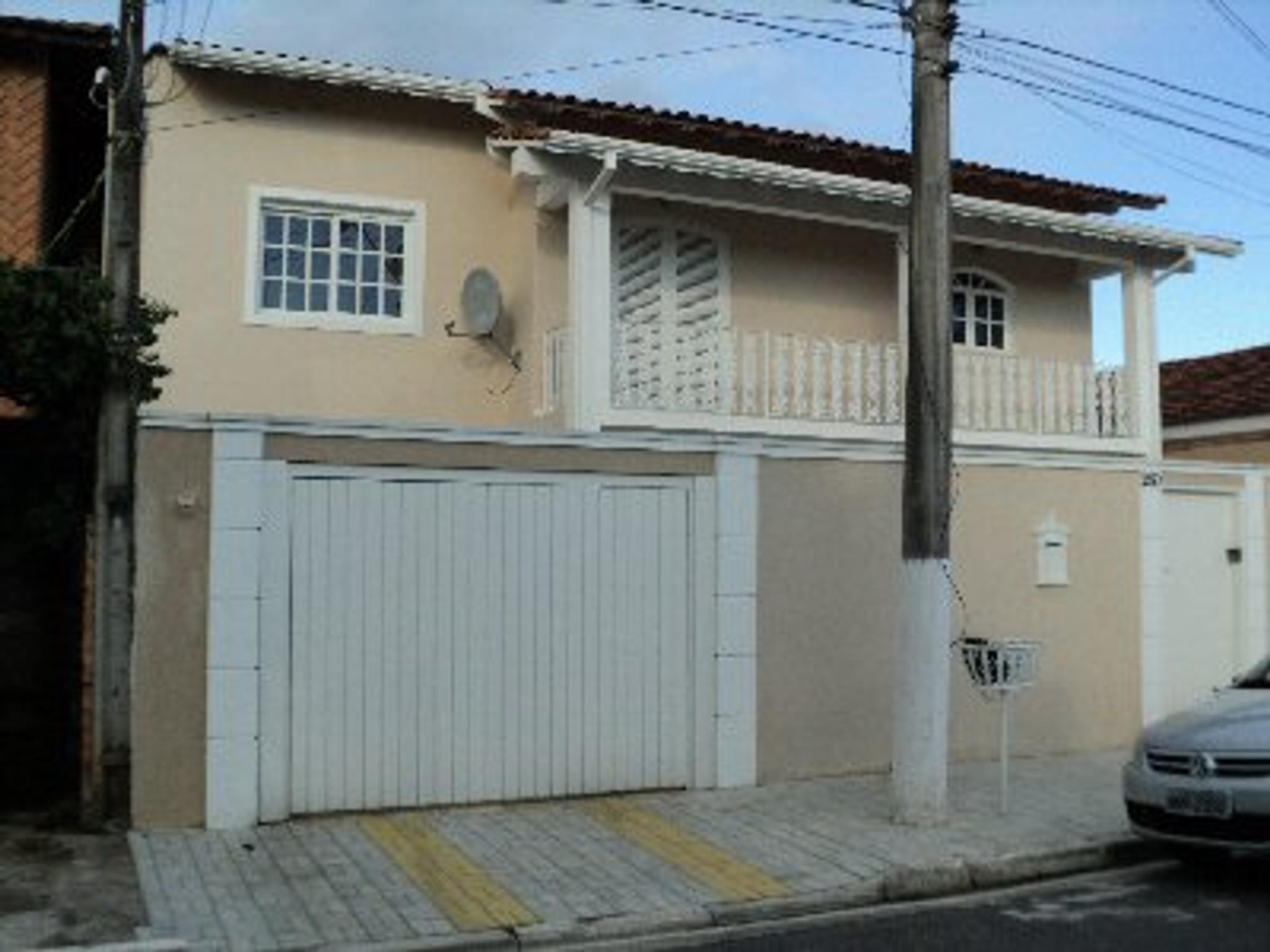 Sobrado tres dormitórios, com edícula- Bairro Itapema - Miniatura 2