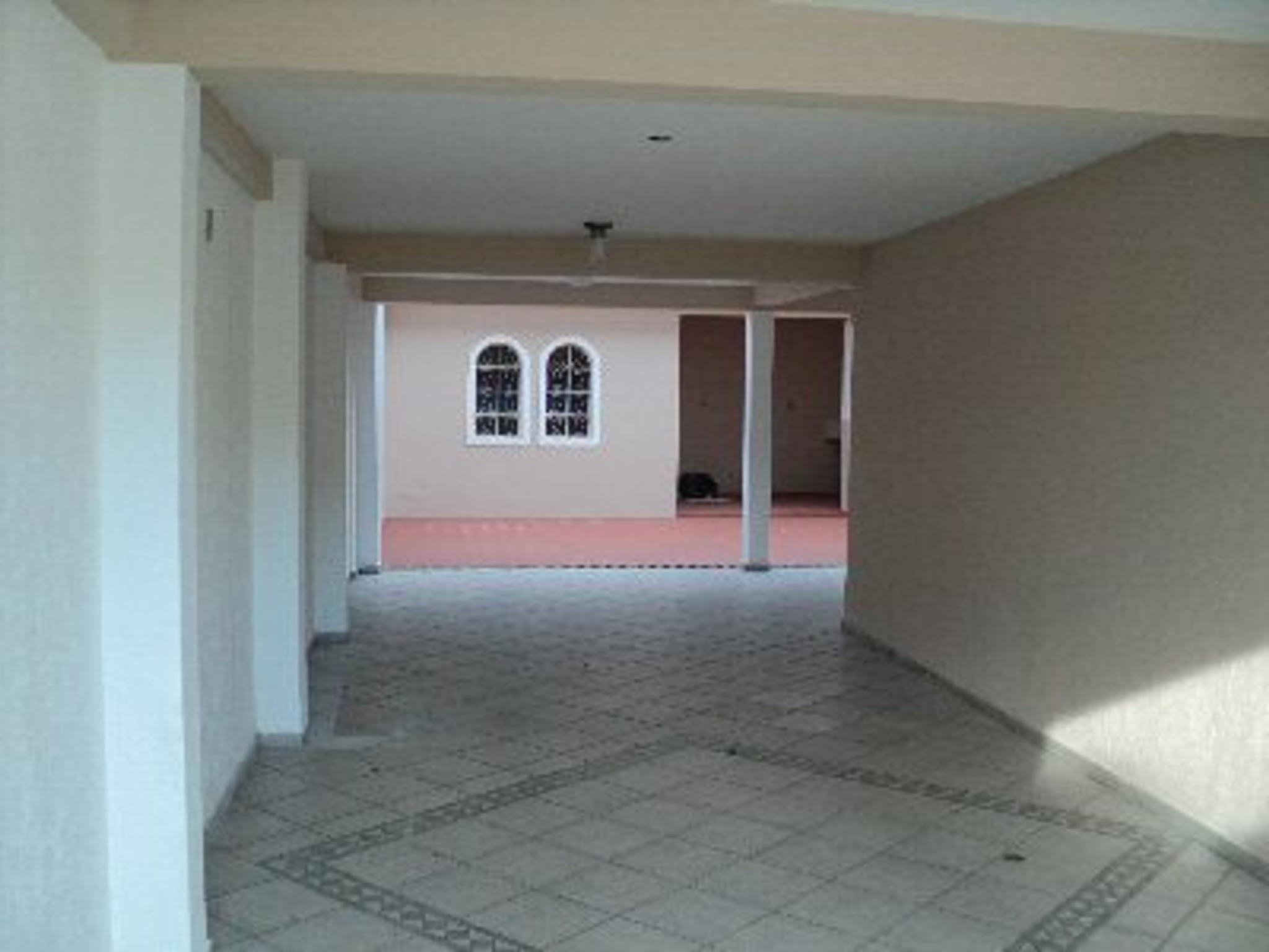 Sobrado tres dormitórios, com edícula- Bairro Itapema - Miniatura 6