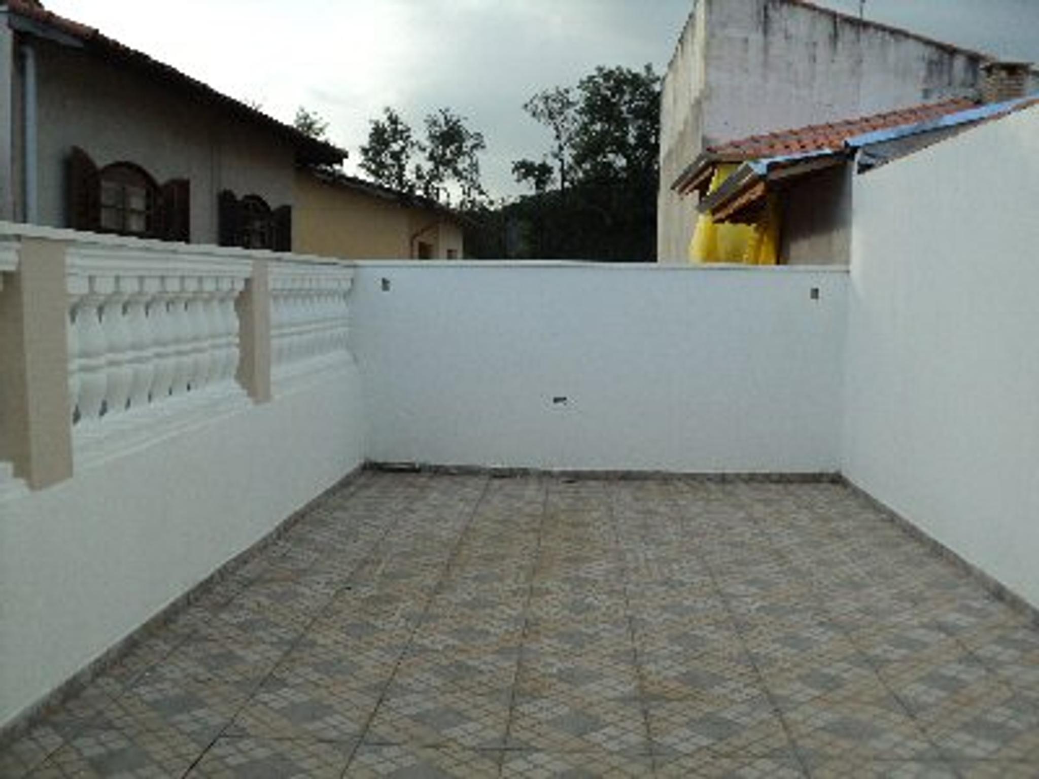 Sobrado tres dormitórios, com edícula- Bairro Itapema - Miniatura 3