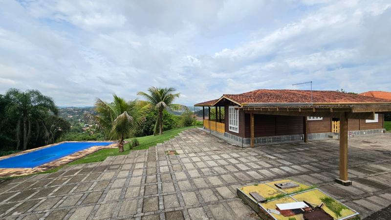 Casa no Alto da Montanha, Jd Itapema-Guararema-SP 