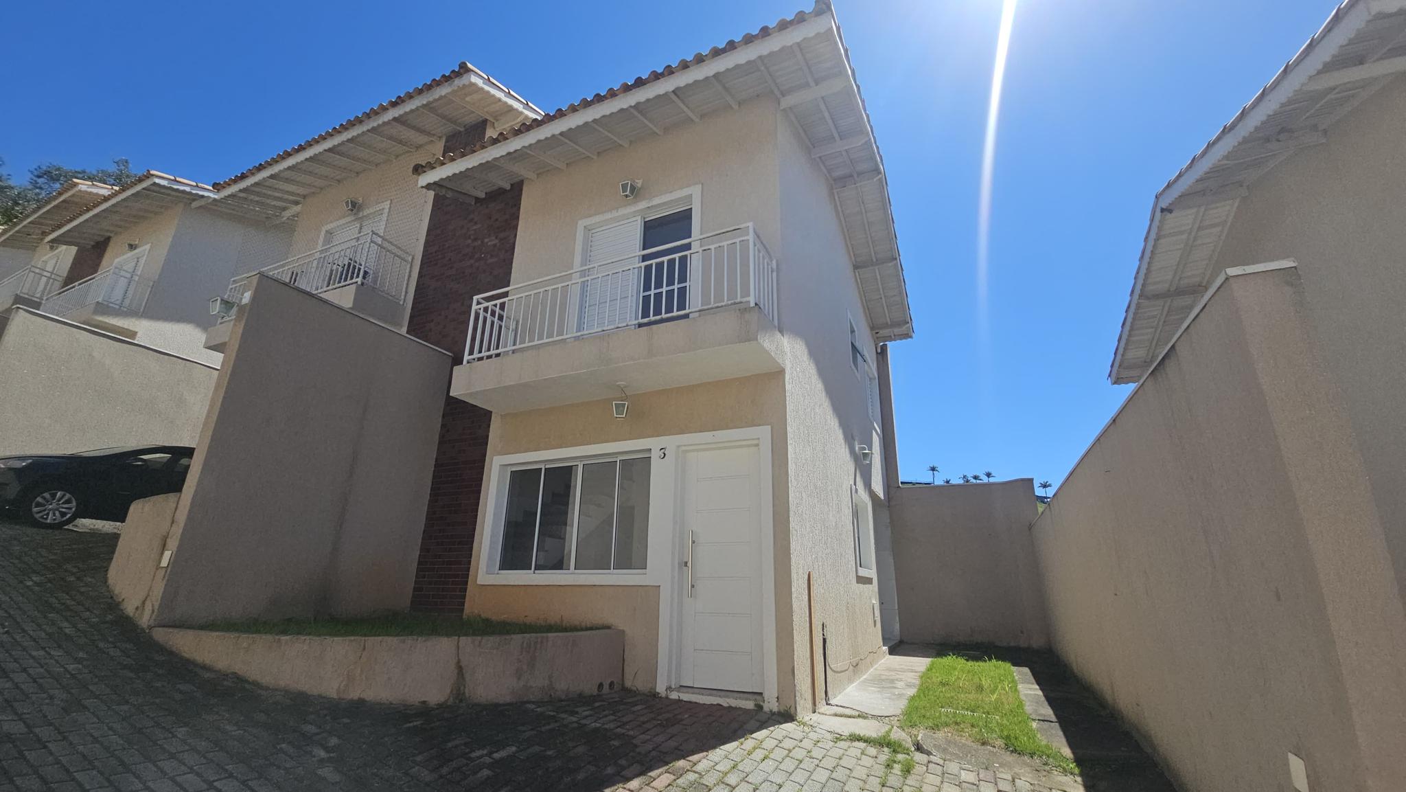Sobrado- centro de Guararema - Foto 1