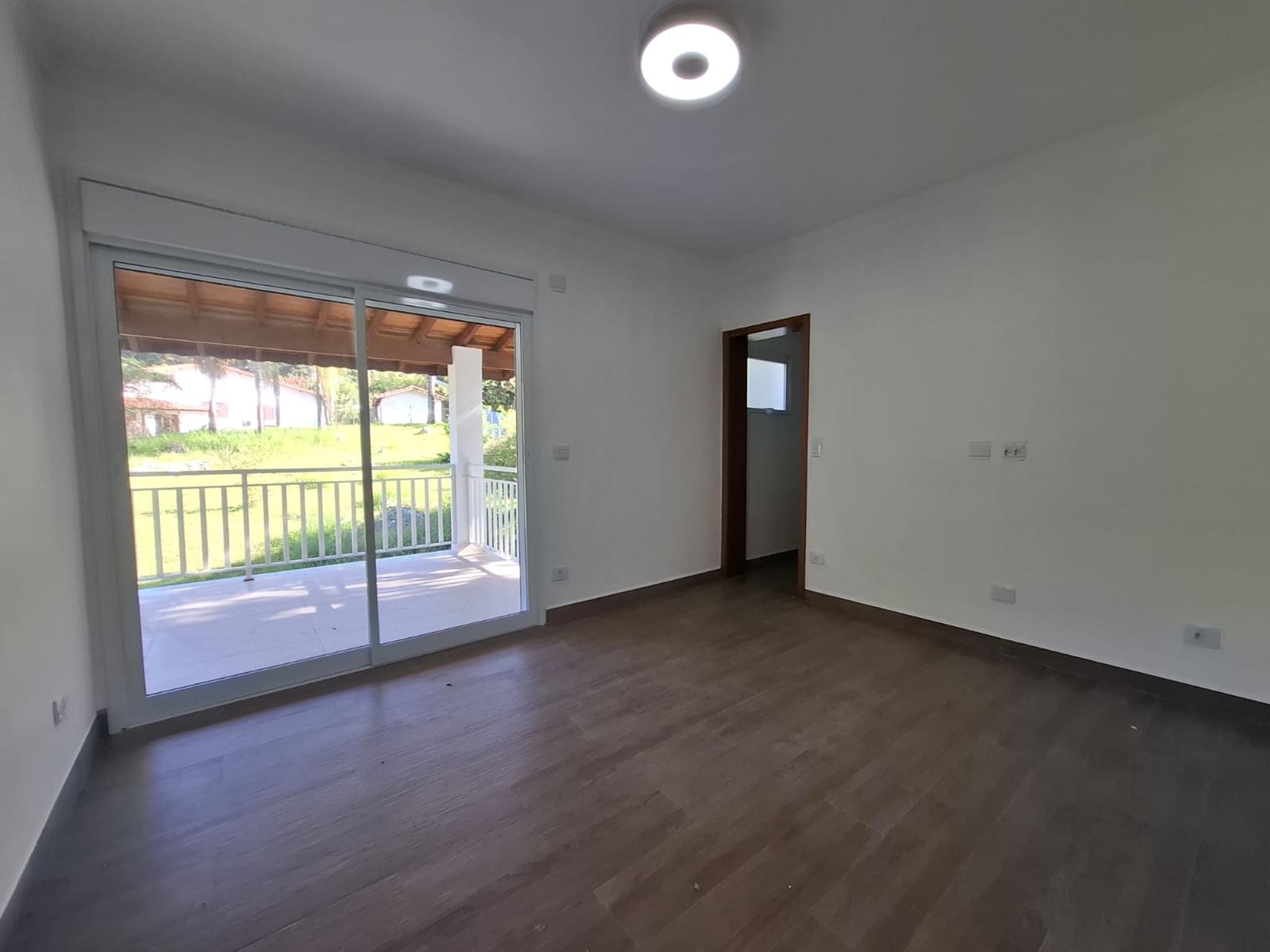 Casa Alto Padrão Condomínio Alpes - Miniatura 2