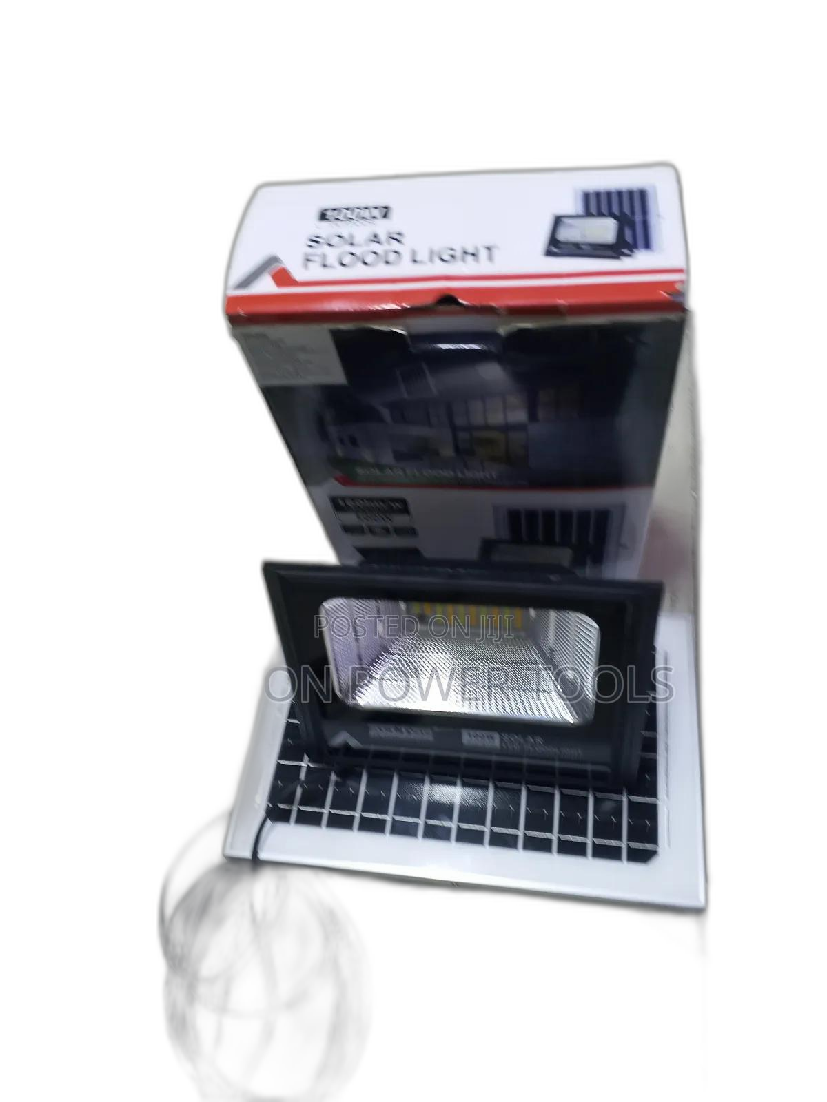 All Tops Solar Flood Light 100w
