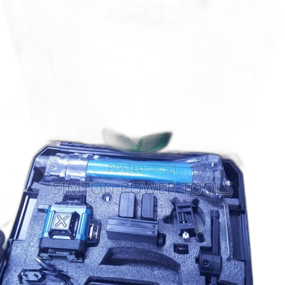 Brand New Makita 16" Laser Level