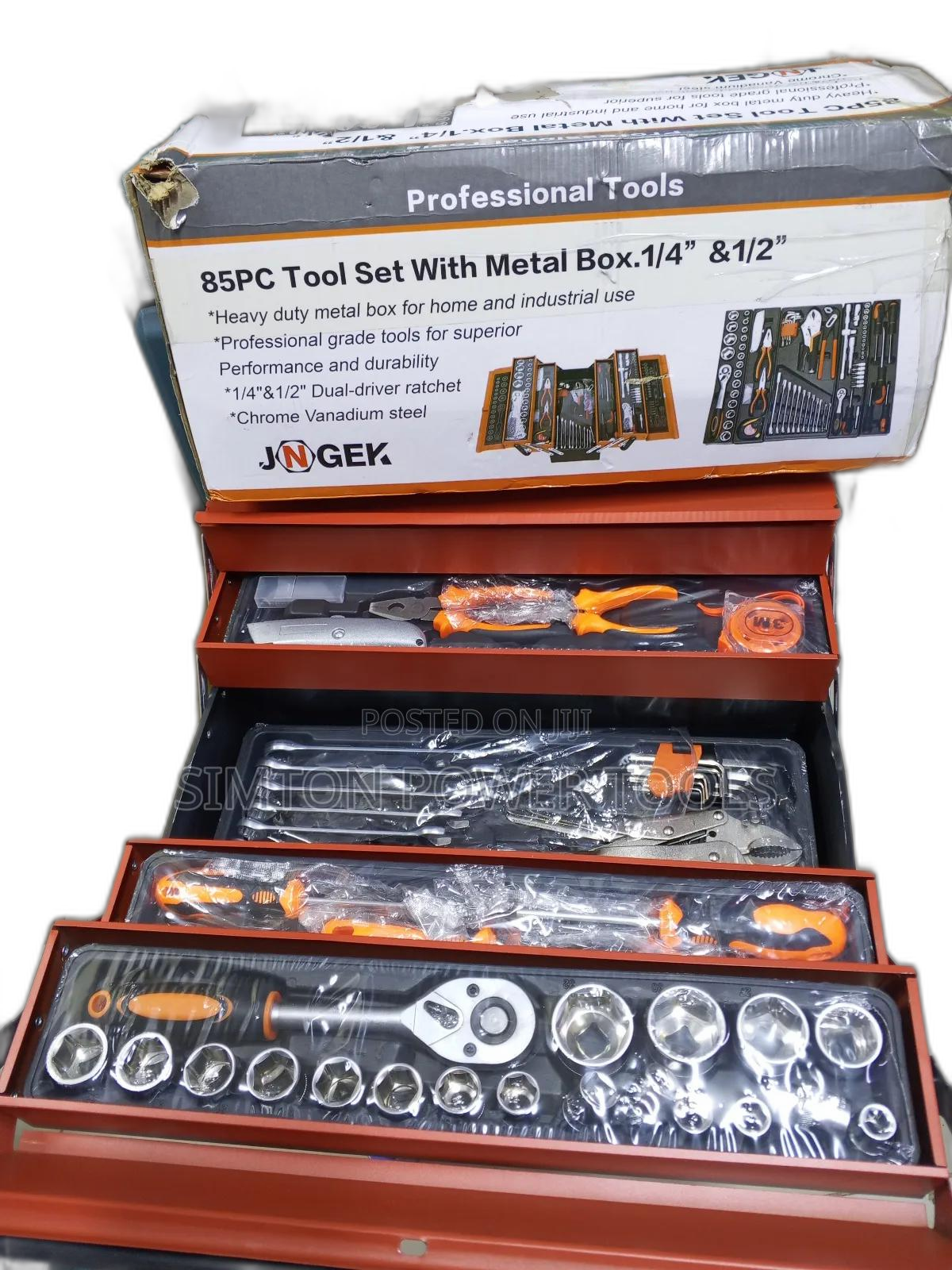 Heavy Duty 85 Piece Metallic Tool Set