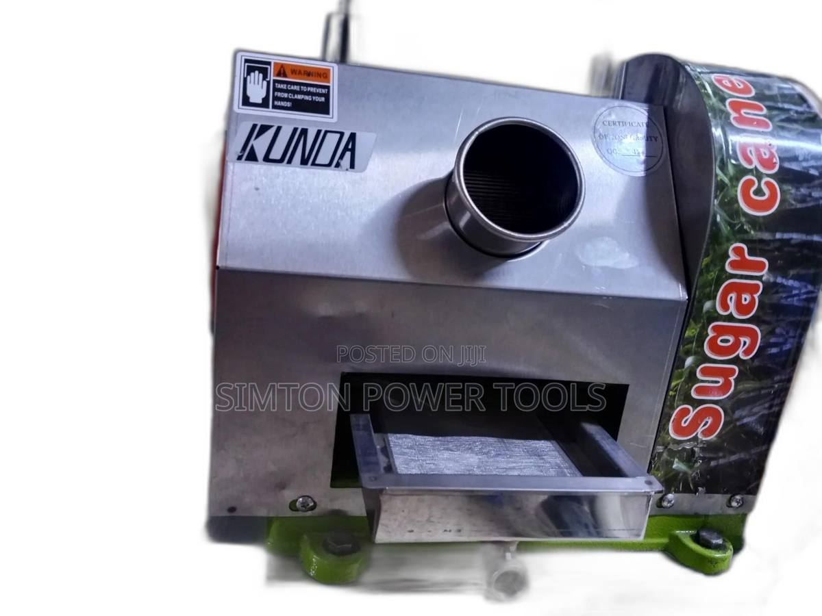 Kunda Sugarcane Juice Extractor.