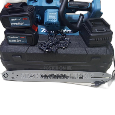Cordless 16" Makita Chainsaw