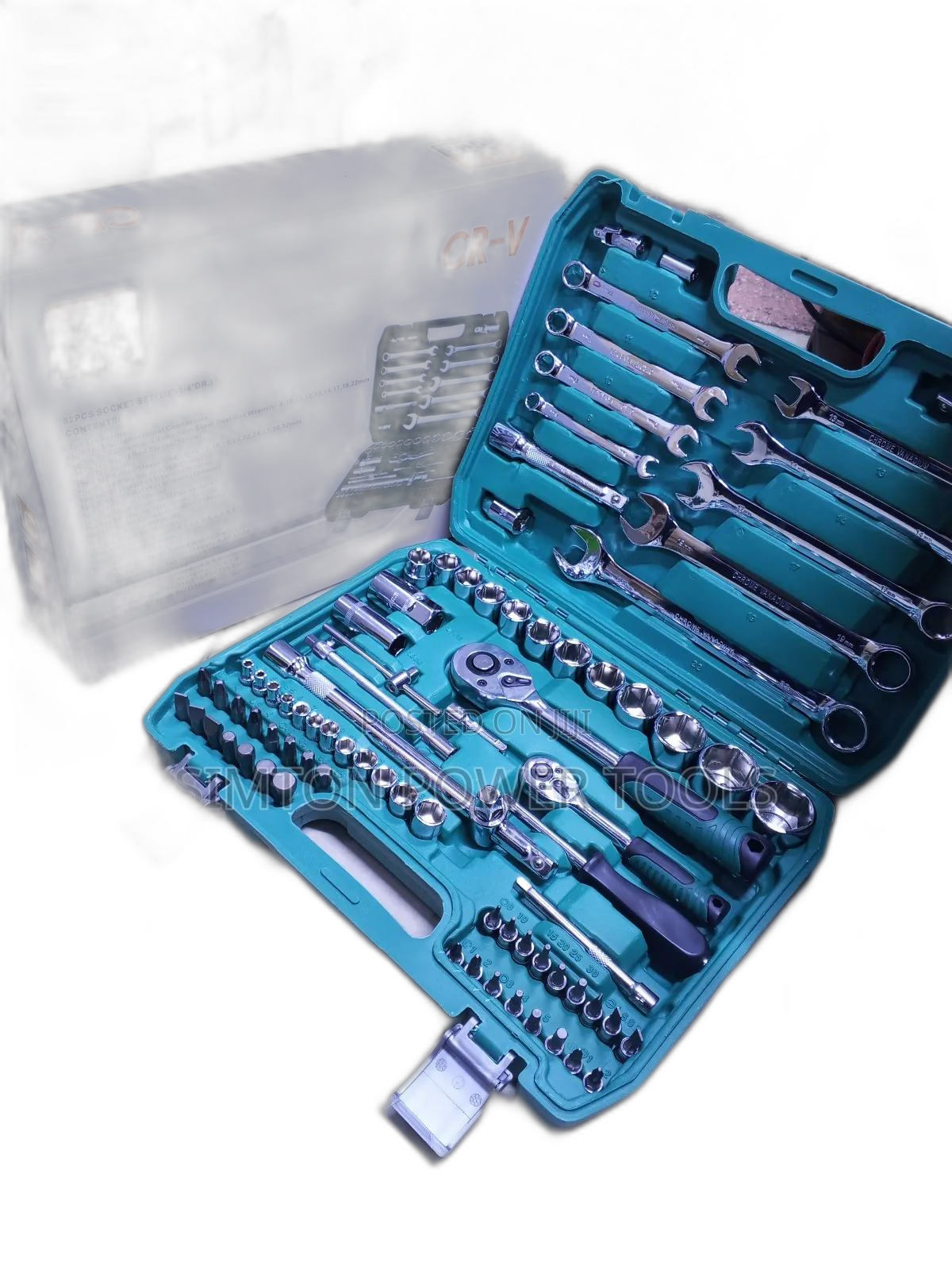 Portable Chrome Vanadium 82pc Tool Set