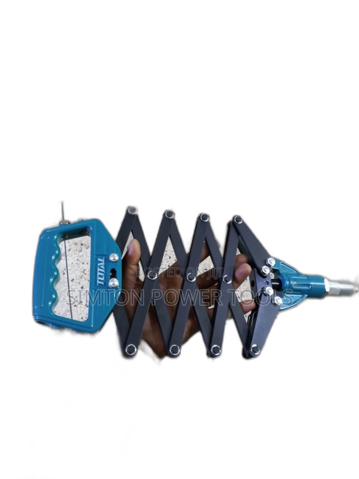 Total 32" Folding Hand Riveter