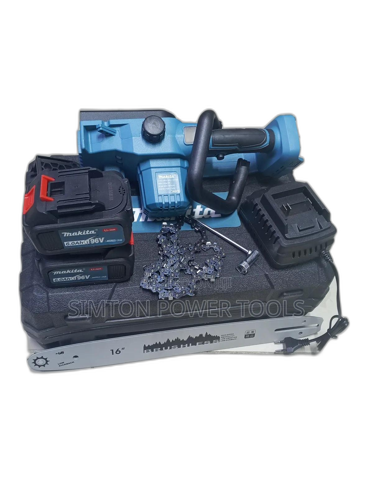 Quality Makita 16" Chain Saw