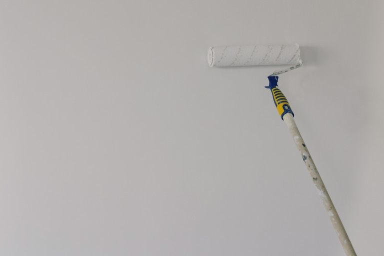 Best Paint Sprayers for Ceilings + Is It Better to Spray or Roll?