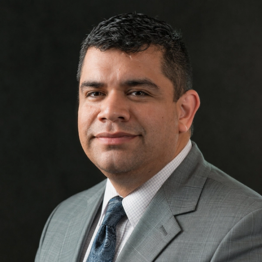 Carlos Moisa, Senior Financial Advisor