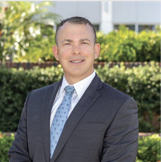 Jonathan Vila, Wealth Advisor