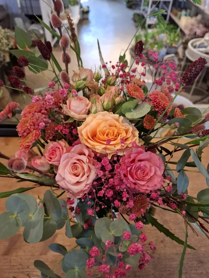Schnittblumen und Sträuße