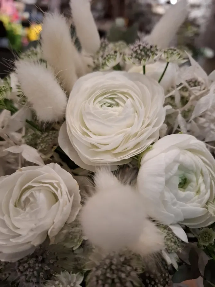 Schnittblumen und Sträuße
