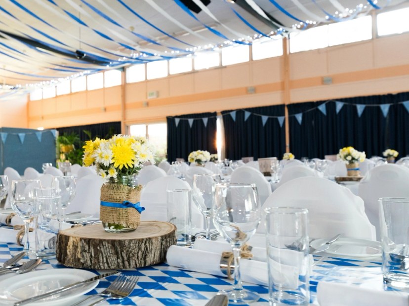 Elegantna gala večera