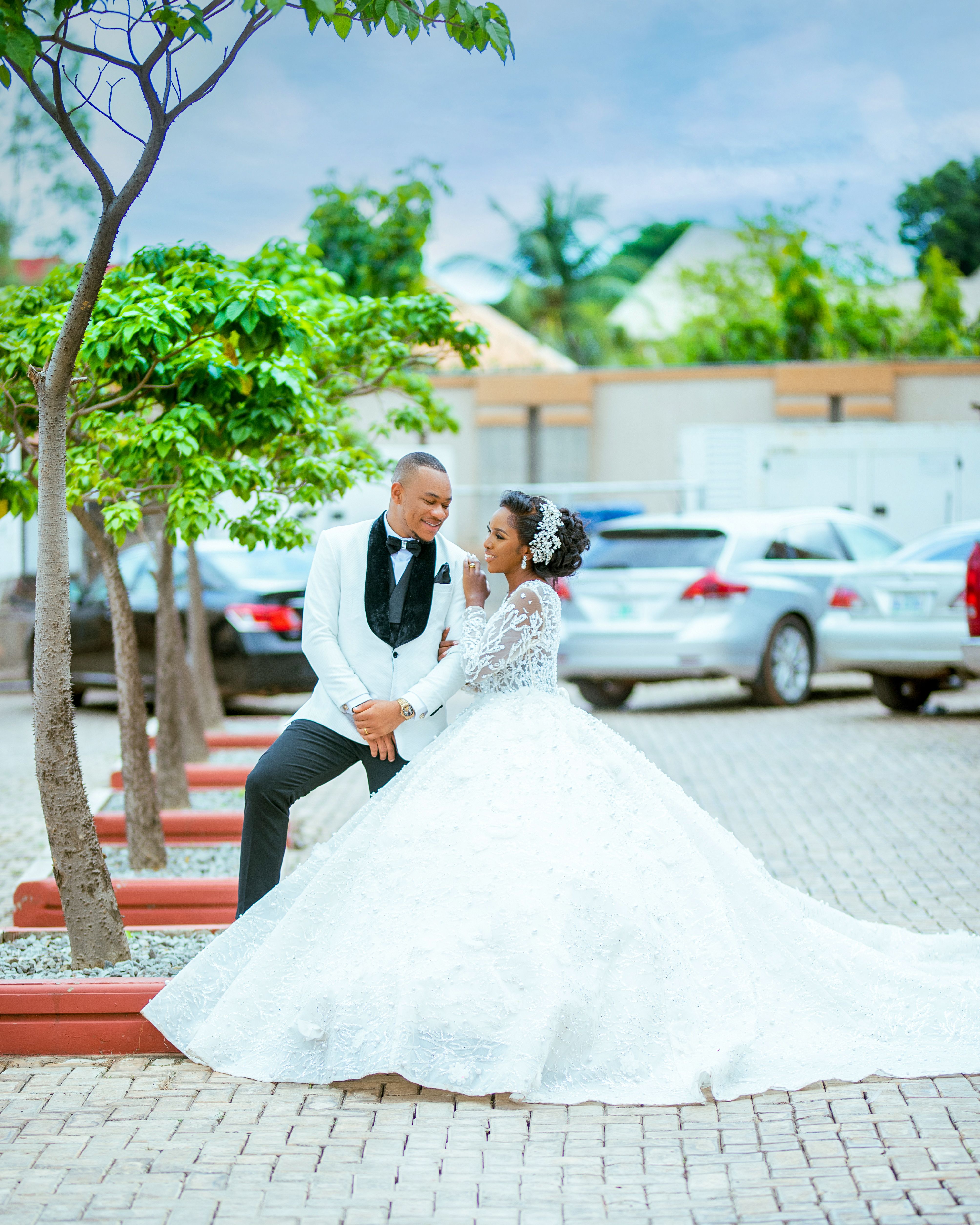 Editorial Weddings gallery image 16