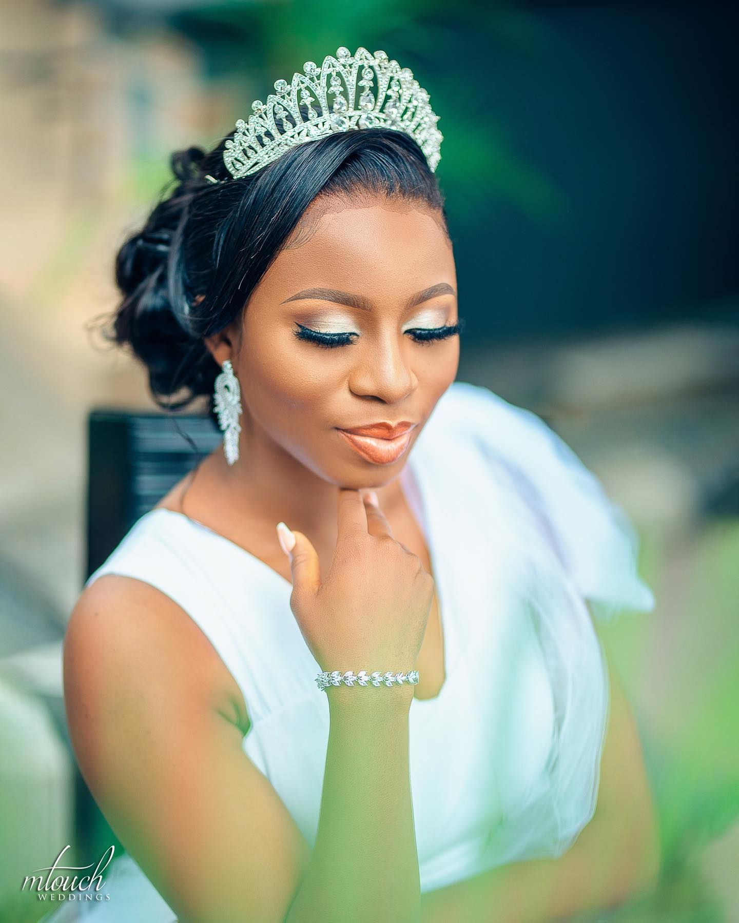 Editorial Weddings gallery image 25
