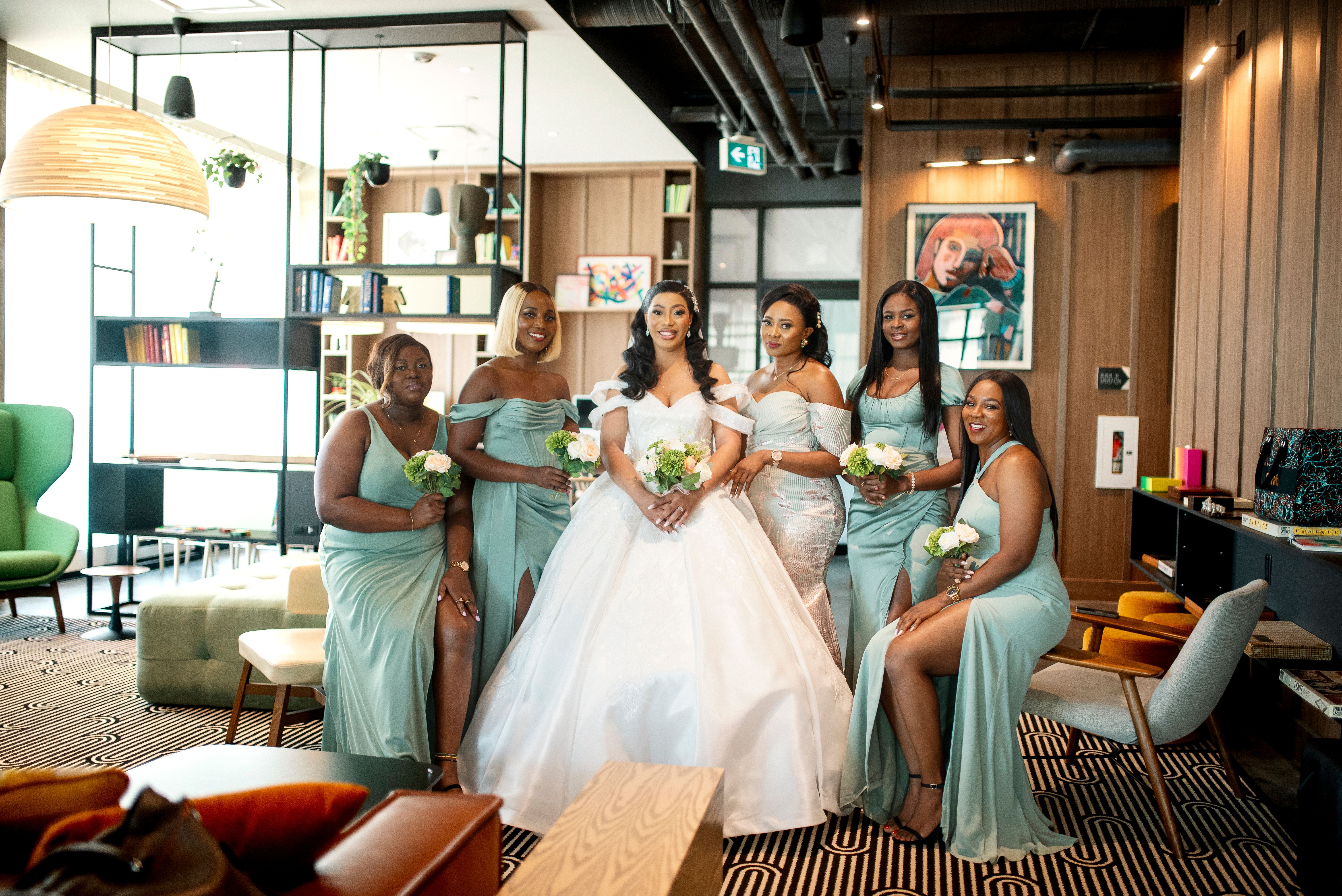 Editorial Weddings gallery image 33
