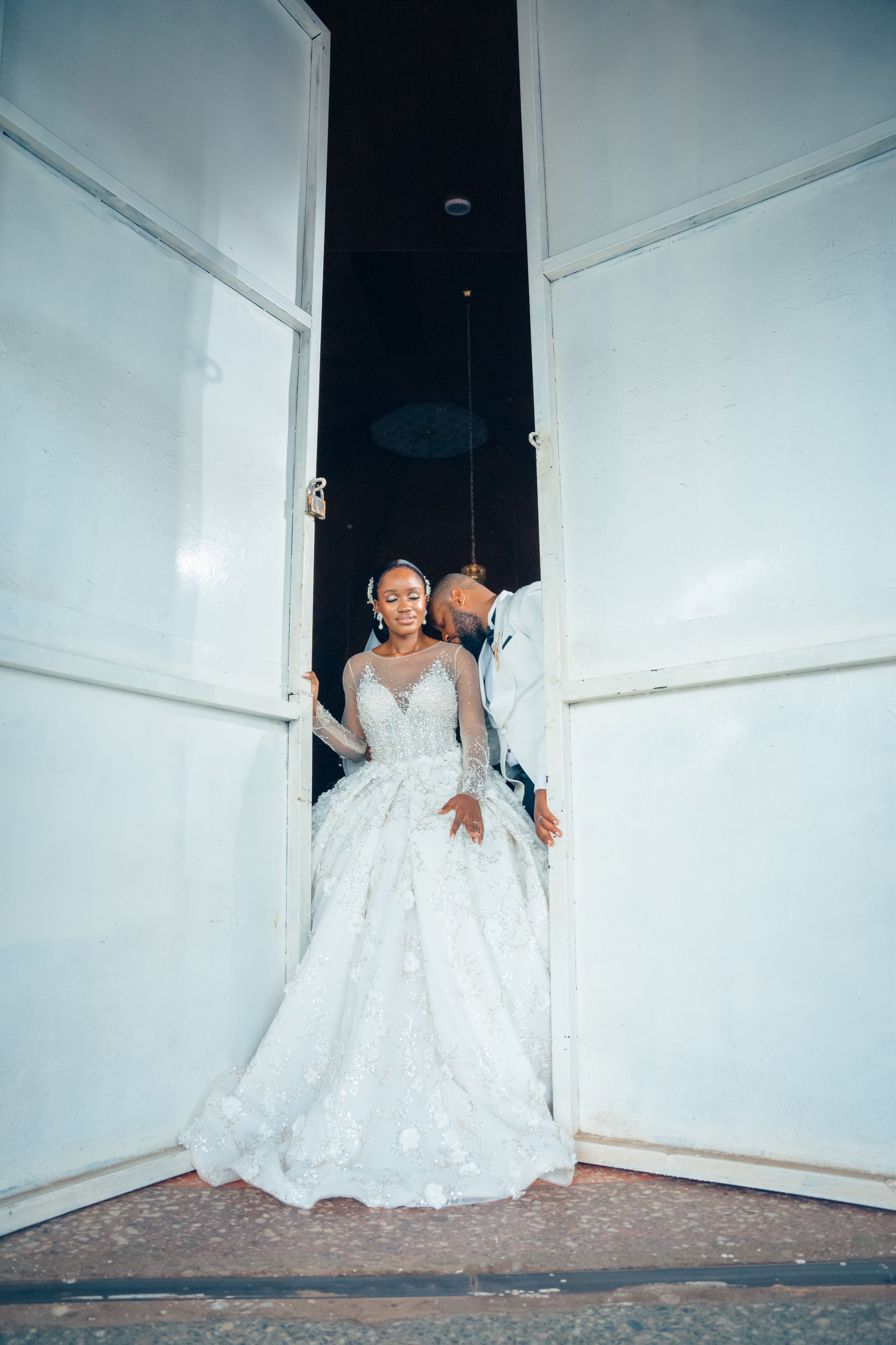 Editorial Weddings gallery image 24