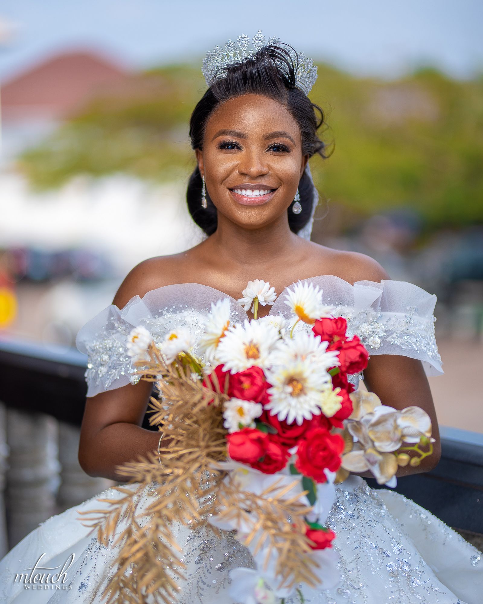 Editorial Weddings gallery image 14