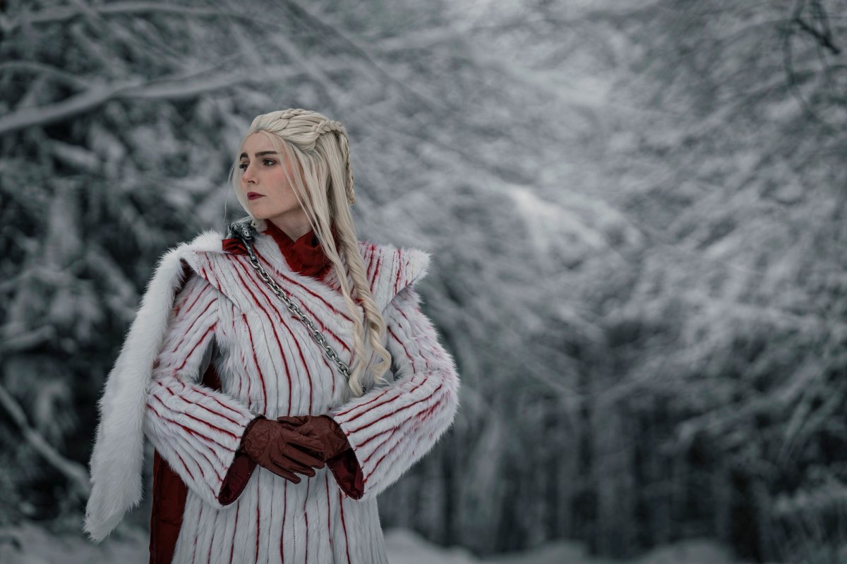 Daenerys Targaryen Snow