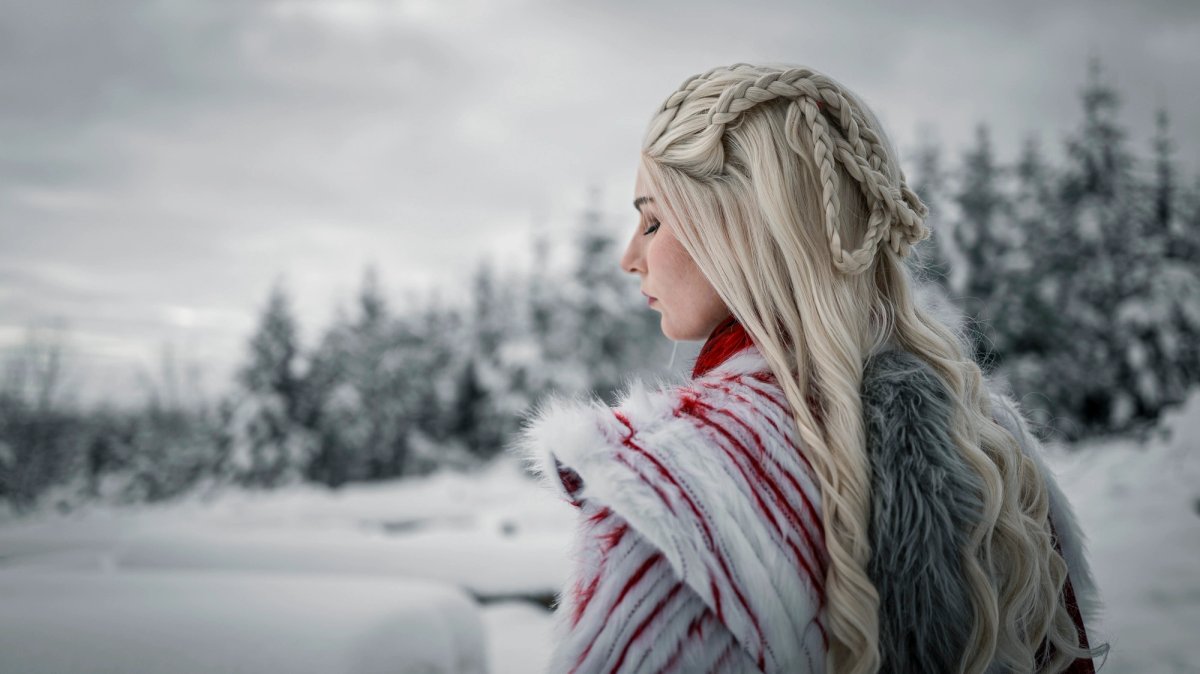 Daenerys Targaryen Snow