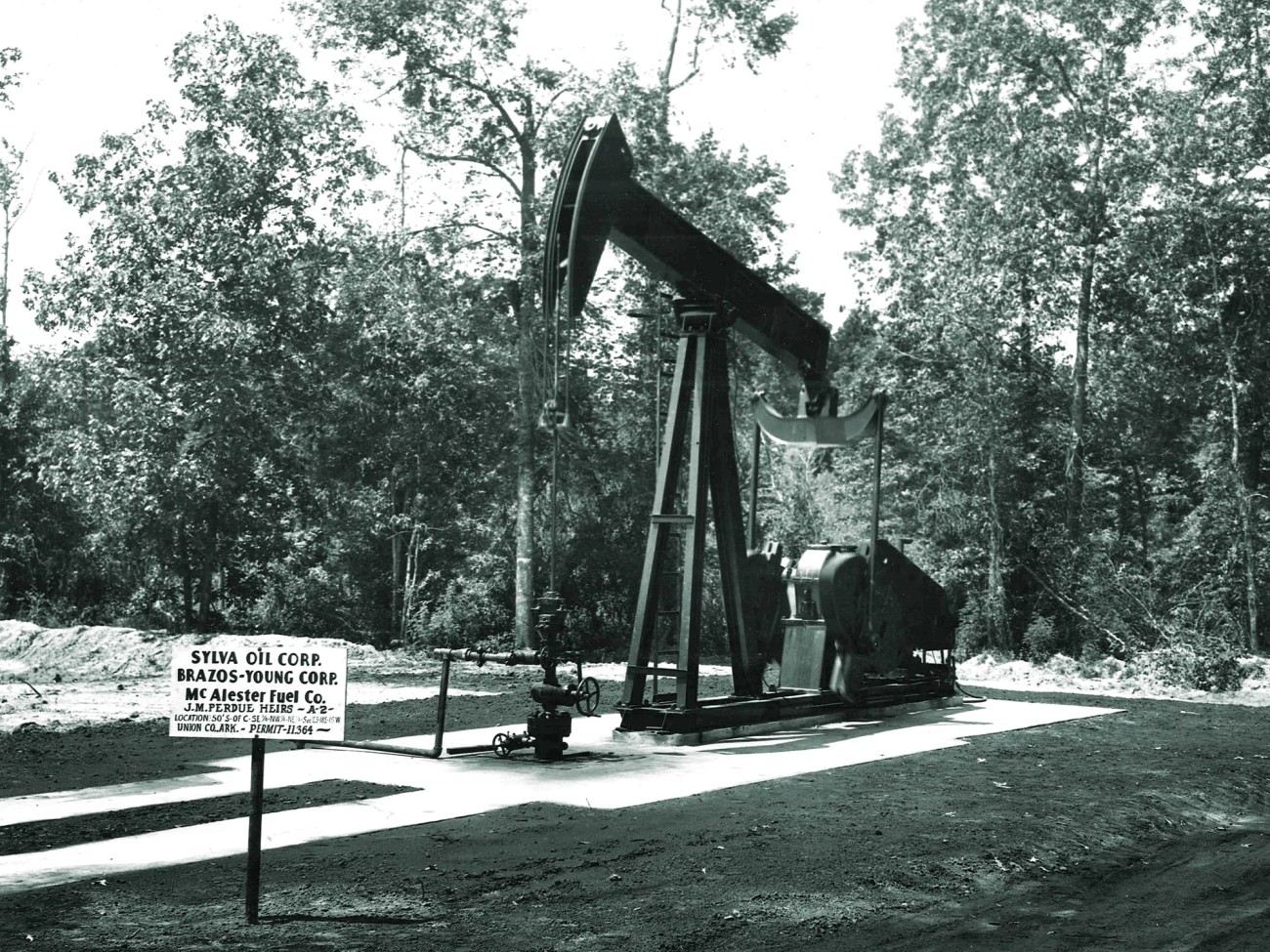 Land oil rig in Mexico