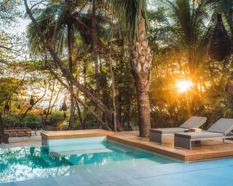 Beachfront Jungle Villa — image 11