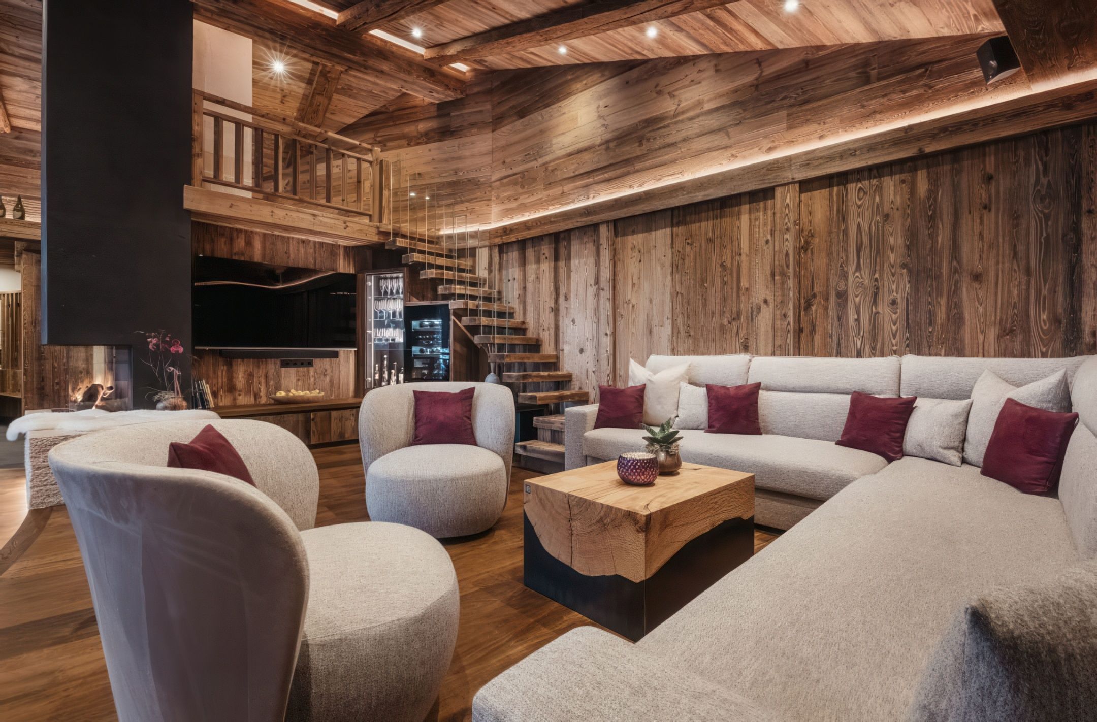 Luxury Mountain Chalet — image 1