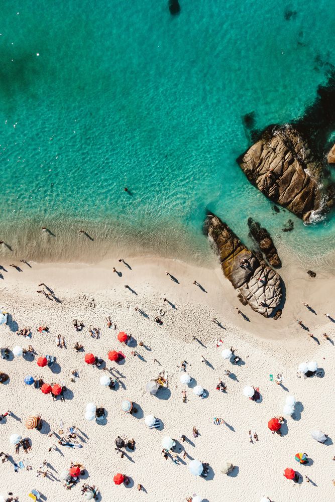 Beach Vibes & Final Feast