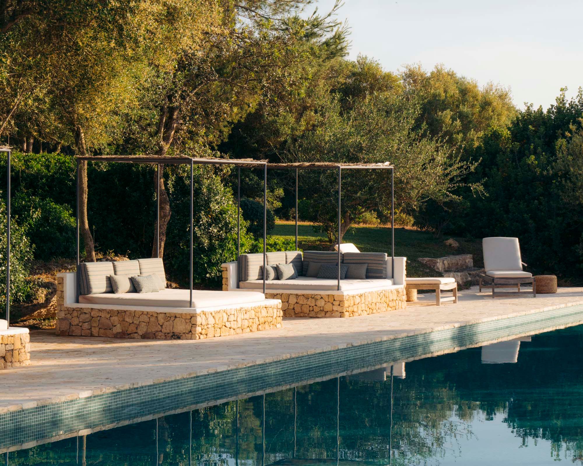 Hilltop Finca Estate — image 4