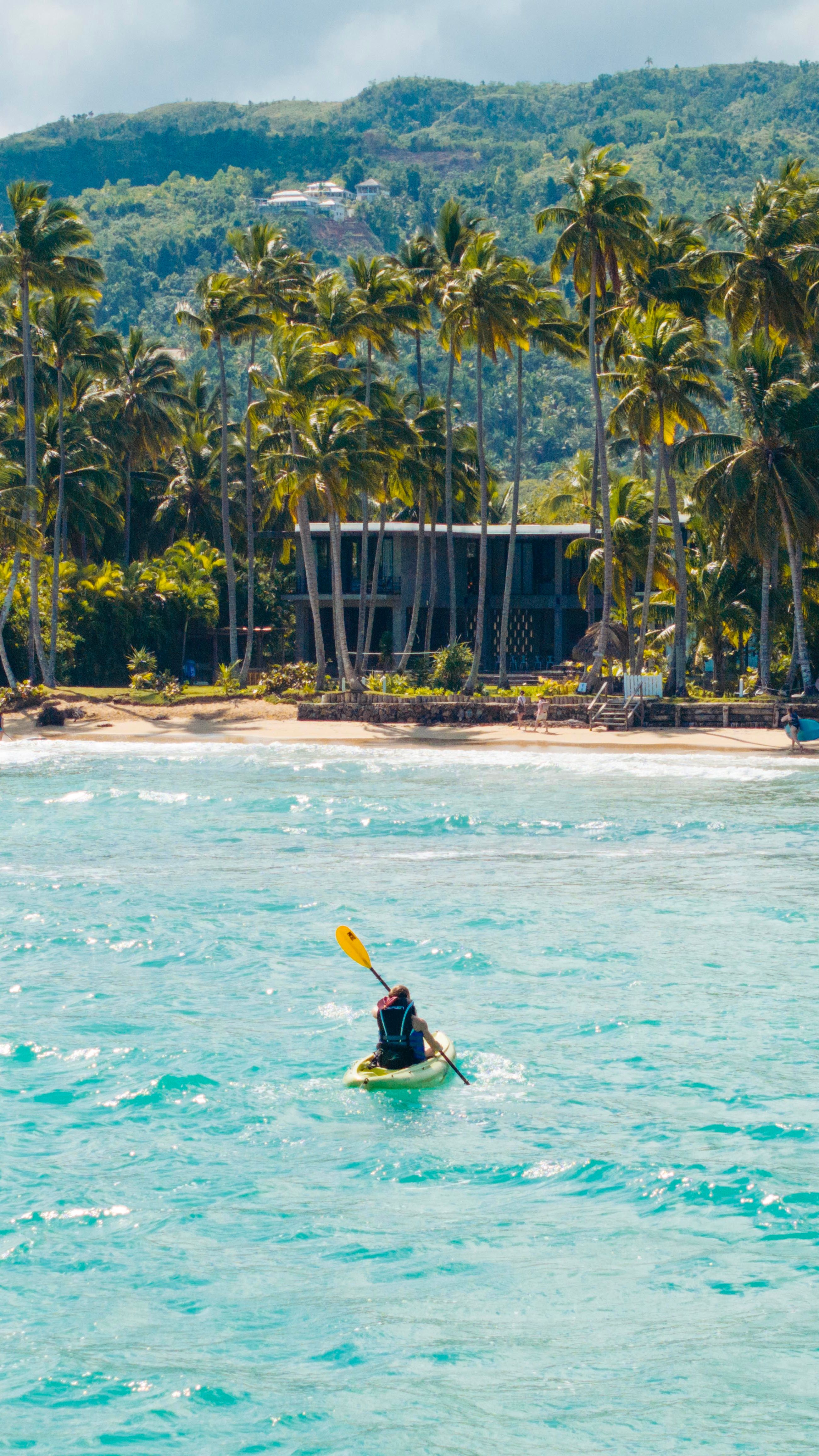 Beachfront Caribbean Villa — image 12