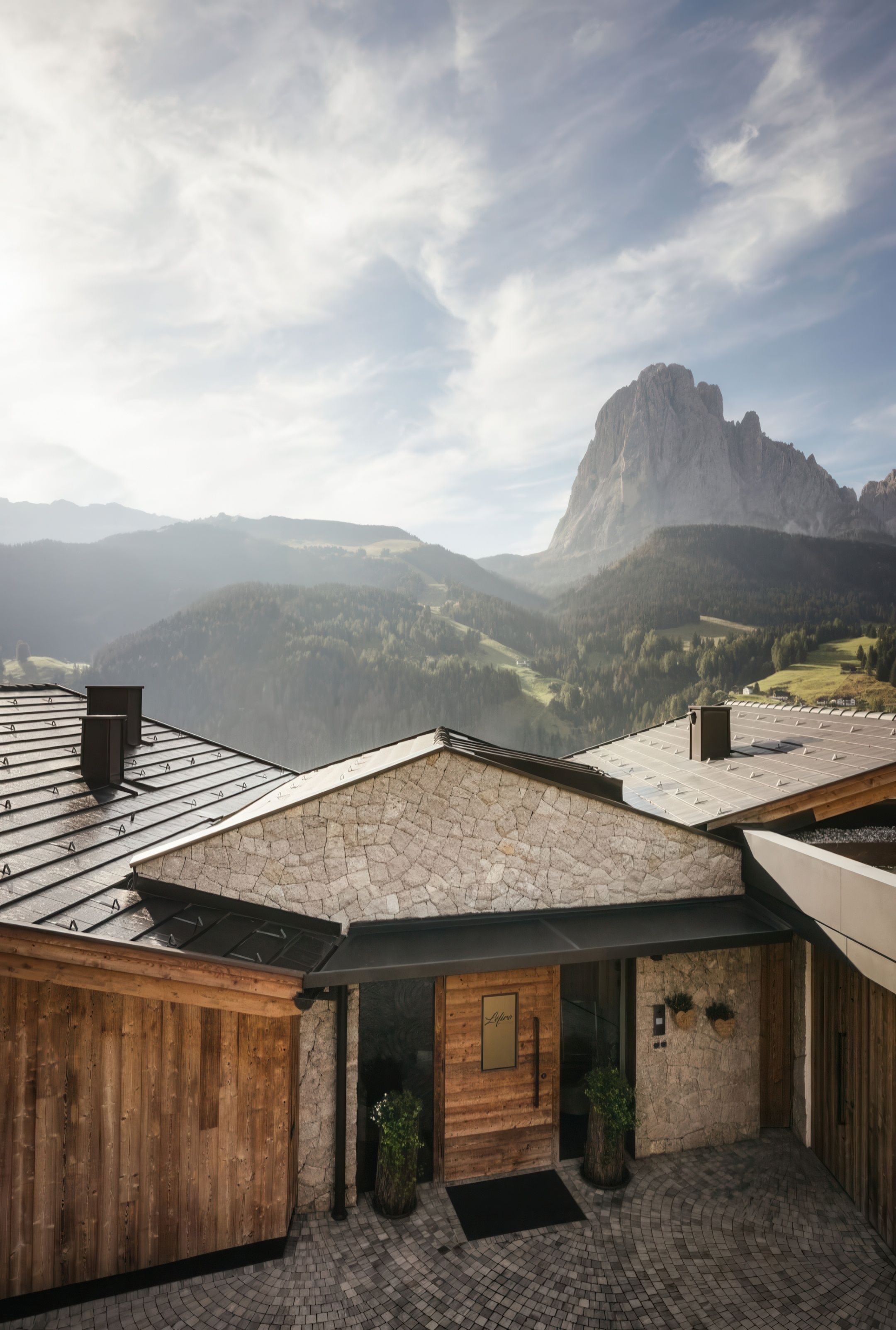 Luxury Mountain Chalet — image 13