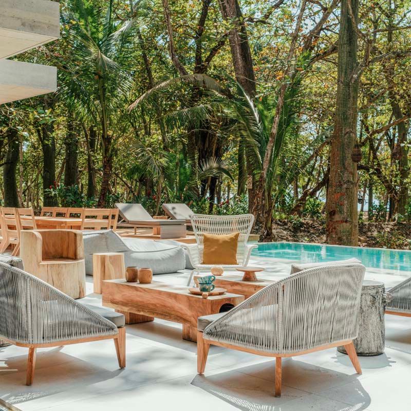 Beachfront Jungle Villa — image 10