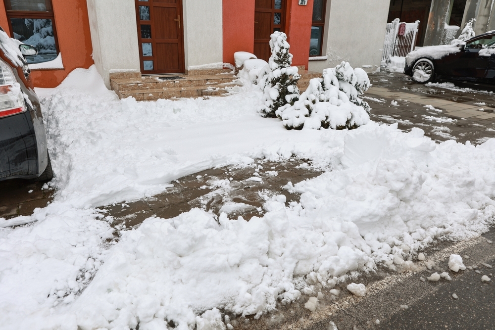 Image The Hills and Ridges Doctrine: Who is Liable for Winter Slip and Falls in Pittsburgh?