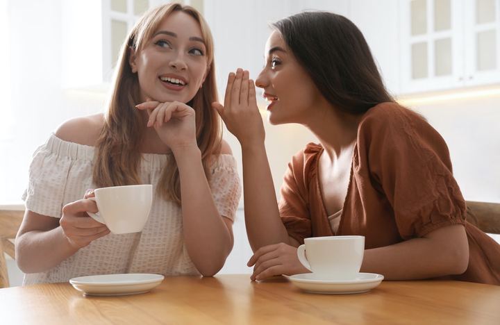 Marketing de boca a boca entre amigas